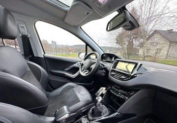 Peugeot 2008 I SUV Facelifting 1.2 PureTech 110KM 2018 Peugeot 2008 Peugeot 2008 PureTech 110 StopampStart Crossway 1.2 Benzyna, zdjęcie 26