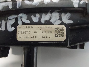 PORSCHE TAYCAN 4S 9J1 2022 SMĚROVKA LEVÝ BOČNÍ NA W BLATNÍK