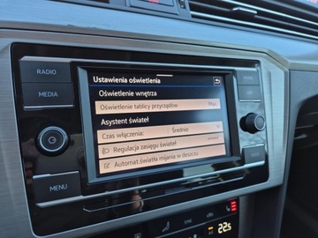 Volkswagen Passat B8 Variant Facelifting 2.0 TDI SCR 150KM 2021 Volkswagen Passat B8 Lift 2.0 TDI / 150 KM DSG Ess, zdjęcie 29