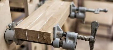 ПРОЧНЫЙ МОНТАЖНЫЙ КЛЕЙ ДЛЯ УСТАНОВКИ ПОЛОС ПЛИТ ПВХ МДФ