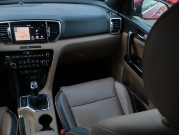 Kia Sportage IV SUV 1.6 T-GDI 177KM 2017 Kia Sportage 1.6 T-GDI, Salon Polska, Serwis ASO, zdjęcie 7