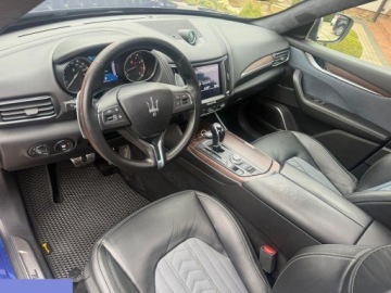 Maserati Levante 3.0 GDI V6 430KM 2018 Maserati Levante S Q4 3.0 V6 430KM 4X4 2018r Możliwa zamiana!, zdjęcie 4