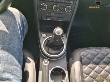 Volkswagen Beetle Hatchback 3d 2.0 TSI 200KM 2013 Volkswagen Beetle 2,0 TSI 200 KM skora klima panorama audio xenon ABT opl, zdjęcie 17