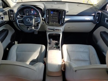 Volvo XC40 Crossover 2.0 T5 247KM 2019 Volvo XC 40 2019 VOLVO XC40 T5 MOMENTUM 2.0 Benzyna 248KM, zdjęcie 8