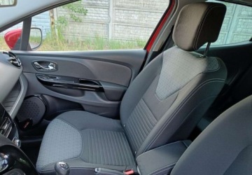 Renault Clio IV Hatchback 5d ENERGY TCe 99g 90KM 2014 Renault Clio Renault Clio TCe 90 Limited Benzyna 90KM, zdjęcie 20