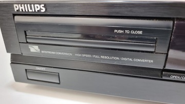 Компактный проигрыватель Philips CD 615