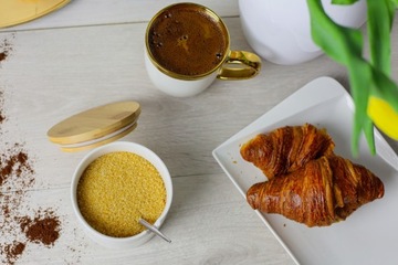 БЕЛАЯ ФАРФОРОВАЯ САХАРНИЦА + САХАРНАЯ ЛОЖКА БАМБУКОВЫЙ САХАРНИК