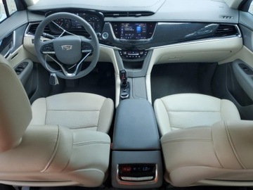 Cadillac 2023 Cadillac XT6 Premium Luxury 2023 3.6l 3.6 Benzyna 310KM, zdjęcie 8