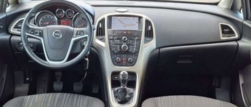 Opel Astra J Sports Tourer 1.6 Turbo ECOTEC 180KM 2011 Opel Astra Opel Astra 1.6 Turbo Cosmo 1.6 Benzyna 180KM, zdjęcie 11