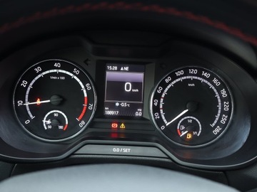 Skoda Octavia III RS 2.0 TSI 220KM 2016 Skoda Octavia RS 2.0 TSI, Salon Polska, Navi, zdjęcie 10