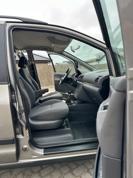 Seat Alhambra I (7MS) Minivan Facelifting 2.0 TDI 140KM 2009 Seat Alhabra, zdjęcie 13