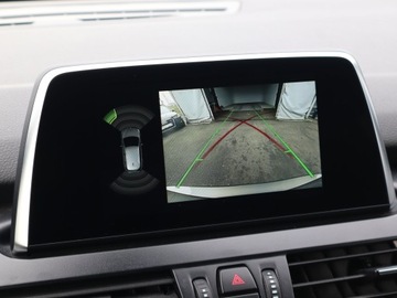 BMW Seria 2 F22-F23-F45-F46 Coupe Facelifting 218d 150KM 2018 BMW 2 Active Tourer 218d Active Tourer, zdjęcie 14