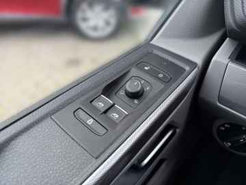 Volkswagen California California 6.1 2.0 TDI BMT 199KM 2020 Volkswagen California TDI 199KM Ocean Hak FullLED Nawigacja Aktywny te, zdjęcie 10