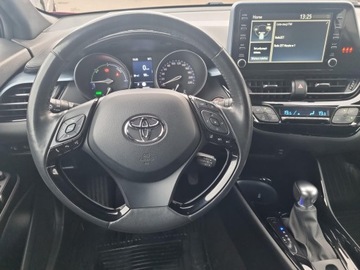 Toyota C-HR I Crossover Facelifting 2.0 Hybrid Dynamic Force 184KM 2020 Toyota C-HR 2.0 Hybrid Style Toyota C-HR 2.0 Hybri, zdjęcie 14