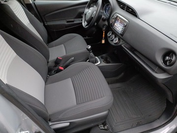 Toyota Yaris III Hatchback 5d Facelifting 2017 1.5 Dual VVT-iE 111KM 2018 Toyota Yaris 1,5-Dual-VVT-iE III (2011-2019) 1.5VV, zdjęcie 13