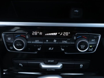 BMW Seria 2 F22-F23-F45-F46 Coupe Facelifting 218d 150KM 2020 BMW 2 Gran Tourer 218d Gran Tourer, Automat, zdjęcie 17