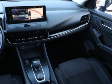 Nissan Qashqai III Crossover 1.3 DIG-T MHEV 158KM 2022 Nissan Qashqai 1.3 DIG-T MHEV, Salon Polska, zdjęcie 7