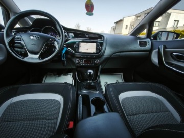 Kia Ceed II Hatchback 5d Facelifting 1.6 CRDi 110KM 2017 Kia Ceed 1.6 CRDi Lift Navi Kamera Piekna Full Serwis GWARANCJA, zdjęcie 7