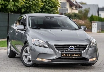 Volvo V40 II Cross Country D2 115KM 2014