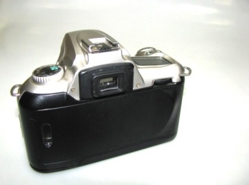 НИКОН F55 - корпус
