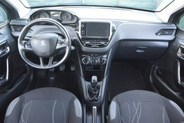 Peugeot 208 I Hatchback 3d 1.2 VTI 82KM 2014 Peugeot 208 1.2 Benzyna doinwestowany nawigacja gw, zdjęcie 11