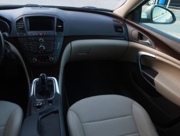 Opel Insignia I Sedan 1.8 Twinport ECOTEC 140KM 2009 Opel Insignia 1.8, Navi, Xenon, Klima, zdjęcie 7