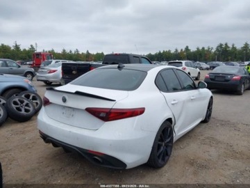 Alfa Romeo Giulia II Sedan 2.0 TBi 280KM 2018 Alfa Romeo Giulia 2018 2.0l 2.0 Benzyna 280KM, zdjęcie 5