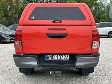 Toyota Hilux VIII Pojedyncza kabina Facelifting 2.4 D-4D 150KM 2021 Toyota Hilux 2.4 D-4D Double Cab DLX 4x4! Salon, zdjęcie 5