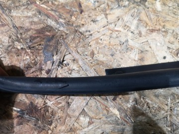 Прокладка капота крышки двигателя Dodge Charger 11-14