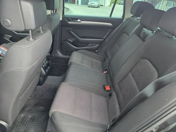 Volkswagen Passat B8 Variant 2.0 TDI BlueMotion SCR 150KM 2018 Volkswagen Passat 2.0 TDI DSG *bezwypadkowy* tylko, zdjęcie 17