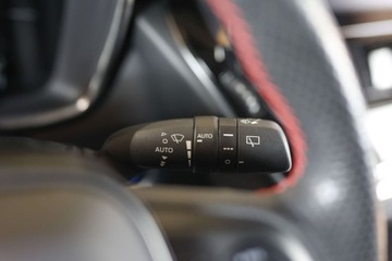 Toyota Corolla XII Hatchback 1.8 Hybrid 122KM 2020 Toyota Corolla 1.8 Hybrid GR Sport 1.8 Hybryda 122KM, zdjęcie 28