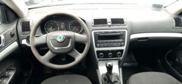 Skoda Octavia II Kombi 1.4 TSI 122KM 2009 Skoda Octavia Ozarow Mazowiecki 1.4 benzyna 2009 rok KOMIS TYSIAK, zdjęcie 6