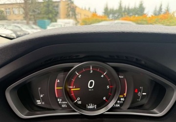 Volvo V40 II Cross Country 2.0 D3 DRIVE-E 150KM 2016 Volvo V40 Bardzo zadbany pelen serwis 2.0 Diesel 150KM, zdjęcie 9