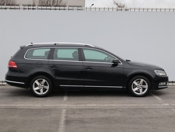 Volkswagen Passat B7 Variant 1.6 TDI CR DPF BlueMotion 105KM 2011 VW Passat 1.6 TDI, Klima, Klimatronic, Tempomat, zdjęcie 5