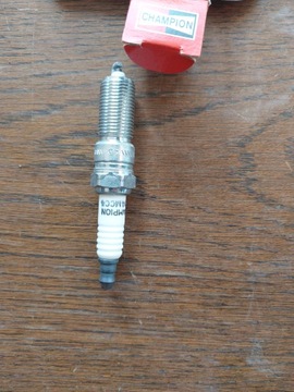 СВЕЧА ЗАЖИГАНИЯ MOPAR 4-SPRE14MCC4