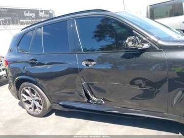 BMW X5 G05 2021 BMW X5 M50i 2021 4.4l 4.4 Benzyna 523KM, zdjęcie 6