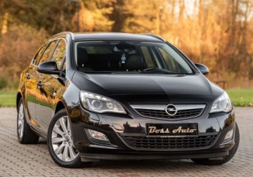 Opel Astra J Sports Tourer 1.7 CDTI ECOTEC 125KM 2011 Opel Astra 1,7CDTI COSMO Chip na 155KM Xenon Ledy Pol Skora Full Alu Polec
