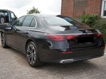 Mercedes Klasa E W214 Sedan 2.0 200 204KM 2025 E Klasa 200 4-Matic Avantgarde 2.0 (204KM) 2025, zdjęcie 2