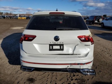 Volkswagen Tiguan III 2024 Volkswagen Tiguan SEL R-Line Black 2024 2.0l 2.0 Benzyna 184KM, zdjęcie 2