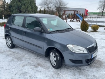 Skoda Fabia II Hatchback Facelifting 1.2 HTP 70KM 2011 Skoda Fabia 1.2 70KM Lift Klima Serwis Sprawdz 1.2 Benzyna 70KM, zdjęcie 38