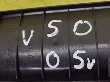 ВЕНТИЛЯЦИОННЫЕ ОТВЕРСТИЯ VOLVO V50