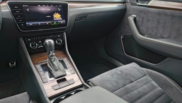 Skoda Superb III Scout 2.0 TSI 280KM 2022 Skoda Superb Combi Scout 2.0TSI 280KM 4X4 Hak Kame, zdjęcie 27
