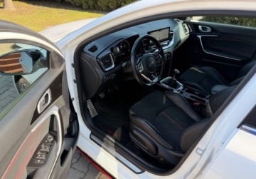 Kia Ceed III GT 1.6 T-GDI 204KM 2019 Kia Ceed GT 1,6T 204KM Virtual LED Serwis Bezwypadkowy Dla wymagajacych, zdjęcie 16