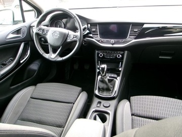 Opel Astra K Hatchback Facelifting 1.2 Turbo 130KM 2019 Opel Astra K 1.2 rej. 2020, zdjęcie 6