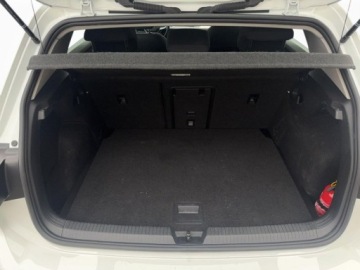 Volkswagen Golf VIII Hatchback 1.5 TSI EVO 130KM 2022 Volkswagen Golf Life 1.5 TSI 130KM, Serwis ASO, Gwarancja, FV23 1.5 129KM, zdjęcie 32