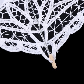 Винтажный свадебный зонтик из белого кружева 78см.