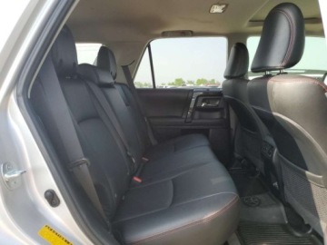 Toyota 2020 Toyota 4-Runner 2020, po gradobiciu, od ubezpieczalni 4.0 Benzyna 326KM, zdjęcie 8