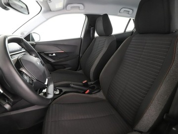 Peugeot 2008 II SUV 1.2 PureTech 130KM 2021 Peugeot 2008 automat LED klima auto kamera i, zdjęcie 12