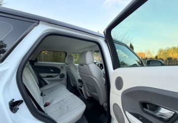 Land Rover Range Rover Evoque I SUV Coupe 2.2 TD4 150KM 2012 Land Rover Range Rover Evoque Land Rover Range Rover Evoque TD4 Prestige, zdjęcie 33
