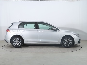 Volkswagen Golf VIII Hatchback Plug-In-Hybrid 1.4 TSI 204KM 2022 VW Golf 1.4 TSI eHybrid, Salon Polska, zdjęcie 5